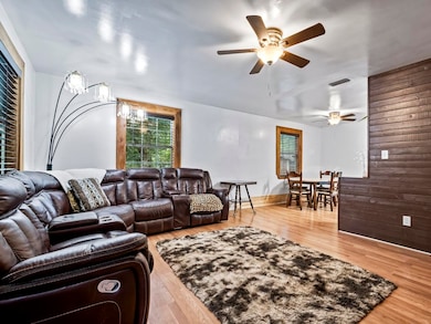 48 Renee St, Crawfordville, FL 32327 - photo 2