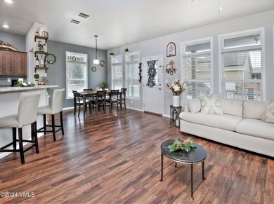 145-Salmon-Loop-MLS_06