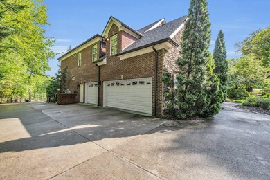 7513 Royal Harbour Cir unit 1, Ooltewah, TN 37363 - photo 6