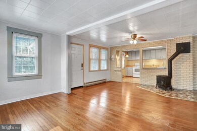 11907 Valley Rd NE, Cumberland, MD 21502 - photo 2