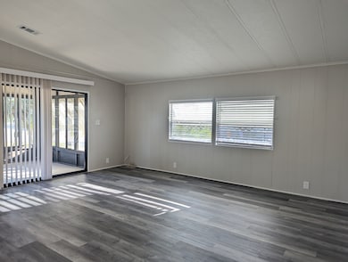 3521 Berry Bend Rd unit 317, Valrico, FL 33594 - photo 2