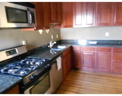 195 Bunker Hill St, Charlestown, MA 02129 - photo 4