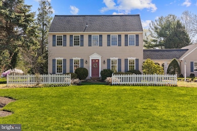 27 Dunkin Dr, Washington Crossing, PA 18977 - photo 3