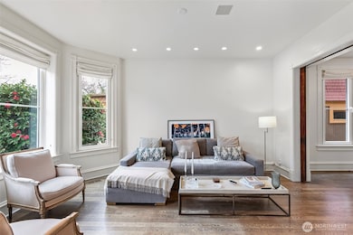 511 N E St, Tacoma, WA 98403 - photo 5