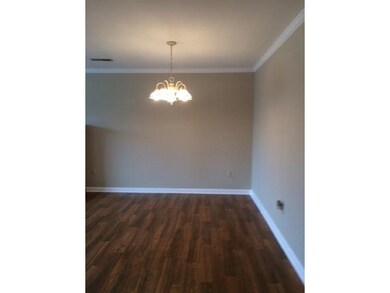 629 S Brittain St, Shelbyville, TN 37160 - photo 4