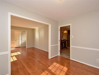 2116 Three Meadows Rd, Greensboro, NC 27455 - photo 7