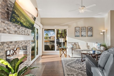 659 Davis Rd, League City, TX 77573 - photo 6