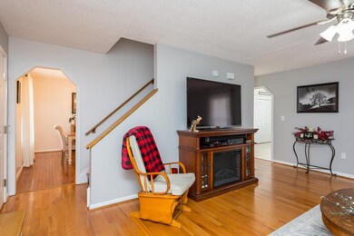 74 Arrowhead Ln, Stuarts Draft, VA 24477 - photo 4