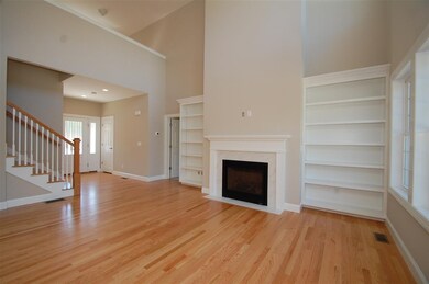 18 Sophie Cir unit 17, Hooksett, NH 03106 - photo 6