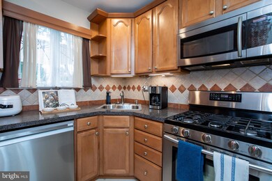 104 Pebble Rd, East Windsor, NJ 08520 - photo 7