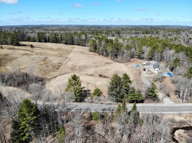 840 Hallowell Rd Pownal ME-large-004-005