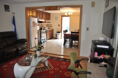 123 Falcon St unit 1, Boston, MA 02128 - photo 4