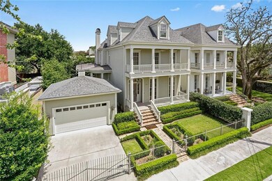 Grand Victorian in prime uptown location steps to