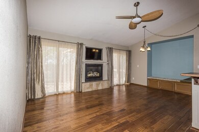 HARDWOOD FLOORS THROUGHOUT MAIN FLOOR