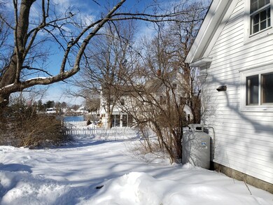 8 Pepperrell Rd, Kittery Point, ME 03905 - photo 2