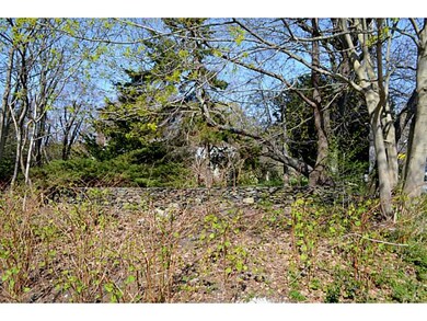 17 Mulberry Rd, Bristol, RI 02809 - photo 6