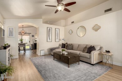 8673 W Palm Ln, Phoenix, AZ 85037 - photo 7