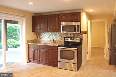 9009 Scott St, Springfield, VA 22153 - photo 6