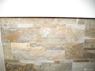 19326 2nd Dr SE unit B, Bothell, WA 98012 - photo 3