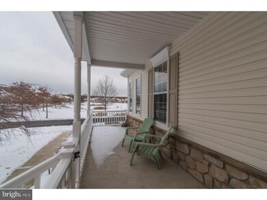 1103 Burgundy Cir, Pennsburg, PA 18073 - photo 4