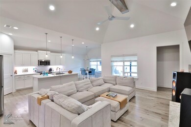 4526 Crosley Ln, Abilene, TX 79606 - photo 7