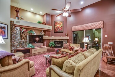 family room 2