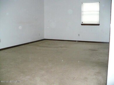 4295 Melissa Ct N, Jacksonville, FL 32210 - photo 4