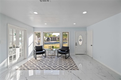 833 Russell Ln, Bedford, TX 76022 - photo 6