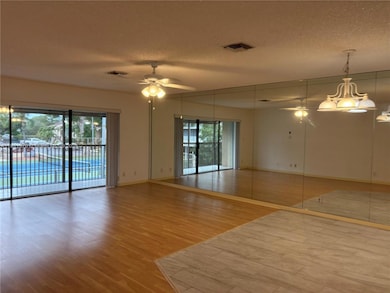 160 SE 7th St unit 405, Deerfield Beach, FL 33441 - photo 6