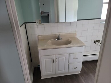 19 Clinton Ct, Lawrence, MA 01841 - photo 6