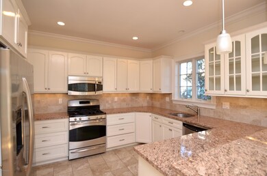 17 Ridge St unit B, Greenwich, CT 06830 - photo 6