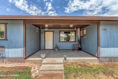 Front Entry w covered patio