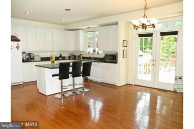 7926 Tire Swing Rd, Dunn Loring, VA 22027 - photo 5