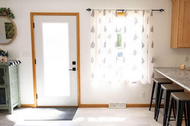 1416 E 4th Ave, Mitchell, SD 57301 - photo 7