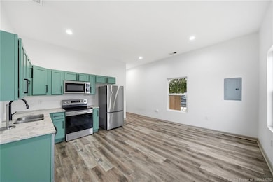 917 Fulton St, Jeffersonville, IN 47130 - photo 3