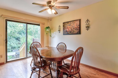 010_Dining Room