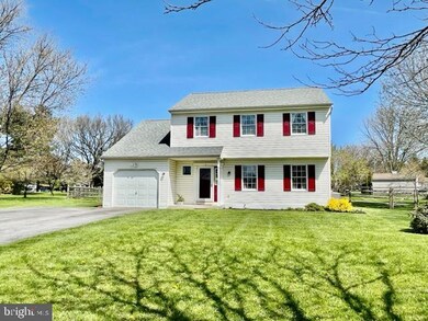 115 Goldfinch Ln, Honey Brook, PA 19344 - photo 2