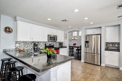 Open Kitchen