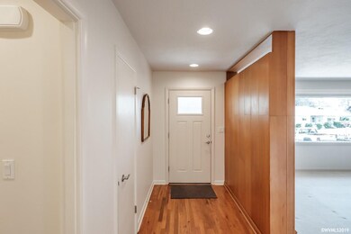 3373 Pioneer Dr SE, Salem, OR 97302 - photo 5