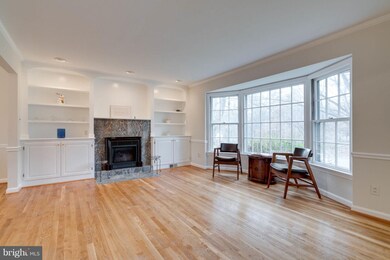 4005 Whispering Ln, Annandale, VA 22003 - photo 6