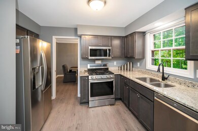 10705 Bentwood Ct, Spotsylvania, VA 22553 - photo 5