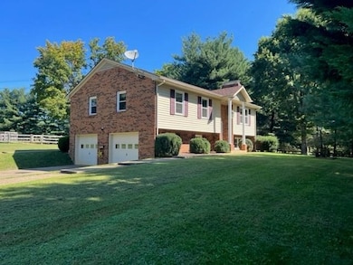 84 Hildebrand Church Rd, Waynesboro, VA 22980 - photo 2