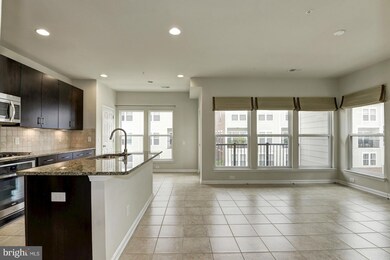 3044 Rittenthouse Cir unit 48, Fairfax, VA 22031 - photo 4