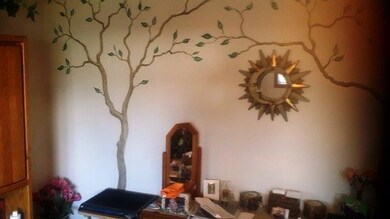 886 Forest Glen Dr, Central Point, OR 97502 - photo 2