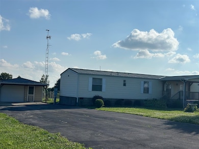 97 Poplar Grove Rd, Summer Shade, KY 42166 - photo 5