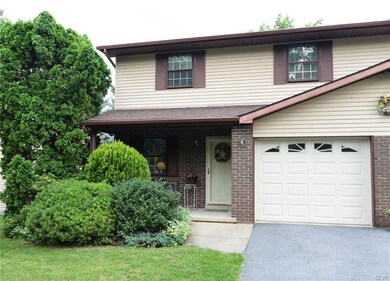 THREE BEDROOMS, 3 BATHS & PARKLAND SCHOOLS.