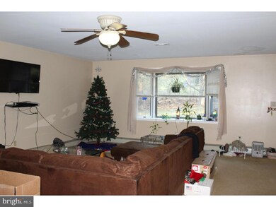 6451 Indian Creek Rd, Zionsville, PA 18092 - photo 4