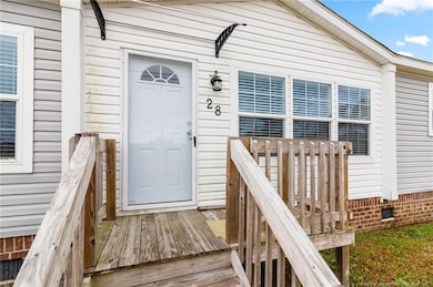 28 Galloway Dr, Lumberton, NC 28358 - photo 4