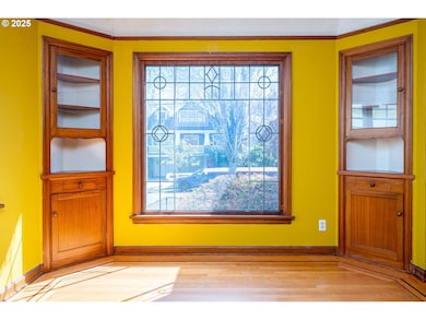 5833 NE 14th Ave, Portland, OR 97211 - photo 7