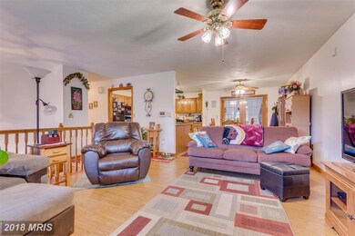 279 Chenoweth Dr, Bunker Hill, WV 25413 - photo 7